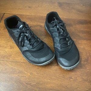 Merrell Trail Glove 5 - 10M - Black Great condition!!